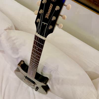 Rock N Roll Relics Thunders DC image 2