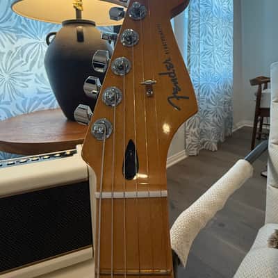 Fender 70th Anniversary Player Plus Stratocaster SSS Transparent Mocha Burst Mint with Fender hardshell case image 4
