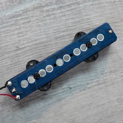 Fender Ultra Noiseless Vintage Jazz Bass V (5-String) Pickups image 3