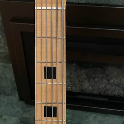 Mike Lull M6 custom left-handed 6-string bass 2023 - translucent red image 11