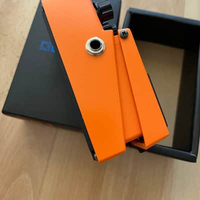 Boss DS-1 Distortion (Silver Label) 1994 - Present - Orange image 3