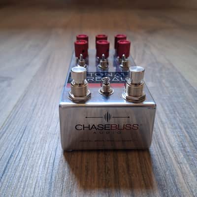 Chase Bliss Audio Tonal Recall RKM Red Knob Mod Analog Delay 2017 - 2018 - Graphic with Red Knobs image 3
