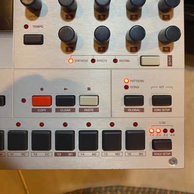 Immagine ELEKTRON MACHINEDRUM SPS-1 UW+ MK II SYNTHETIC PERCUSSION SEQUENCER AND TM-1 MIDI INTERFACE - 4