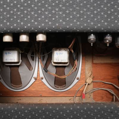 1956 – Gretsch Electromatic Tremolo / Dual Bass: 2x12 Combo image 6