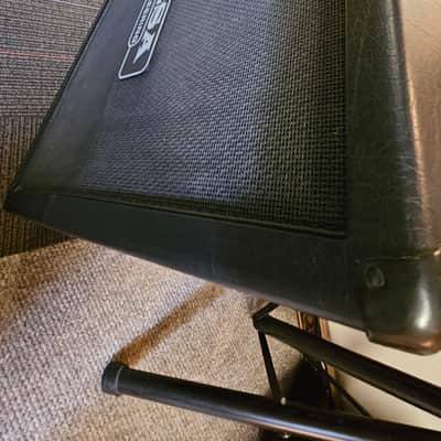 Mesa Boogie Rectifier 120-Watt 2x12" Vertical Slant Guitar Speaker Cabinet image 5