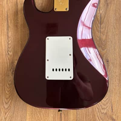 Squier 40th Anniversary Gold Edition Stratocaster 2022  - Ruby Red Metallic image 6