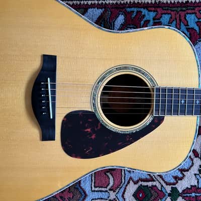 Yamaha LL16D Jumbo Acoustic Guitar - Natural image 2