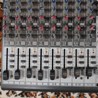 Behringer Used XENYX 1622FX 16 Channel Analog Mixer image 3