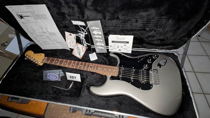 Fender Stratocaster USA Deluxe HSS 2011 - Silver