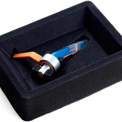 Ortofon Concorde MkII DJ CC Twin Cartridges and Stylus with Flight Case Bundle with Liquid Audio Carbon Fiber Record Brush & Instrument Polishing Cloth image 3