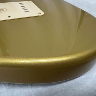 Fender 50th Anniversary Golden Stratocaster Guitar 2004 - Aztec Gold / Maple neck image 20