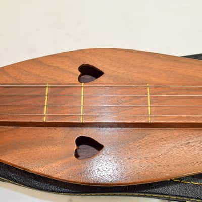 Heart Mountain Dulcimer w/ Case image 11