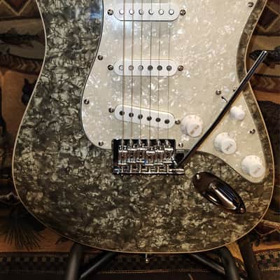 Fretless Stratocaster Style Guitar Black Motto Top End Solderless Electronics image 3