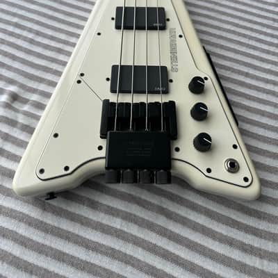 Steinberger XP2A headless bass, 5-bolt GRAPHITE neck, gloss WHITE, Active EMGs, restored by Jeff Babicz, with OEM gig bag, set of light Double-Ball strings, STADB04 single-ball string adapter, hex wrench image 6