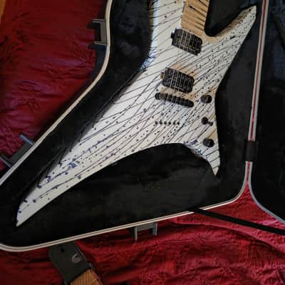 Jackson Custom Shop Warrior 2025 - Limited White Blue Blood Splatter W/COA image 13