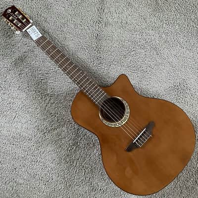 40 Inch Classical Guitar, Red Pine Top Body, Rosewood Fingerboard Mahogany Neck image 2