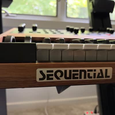 Sequential Prophet-10 61-Key 10-Voice Polyphonic Synthesizer image 9