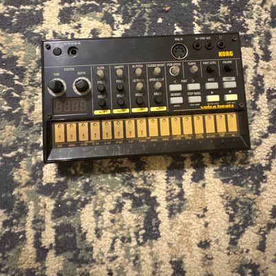 Korg Volca Beats Analog Rhythm Machine 2010s - Black