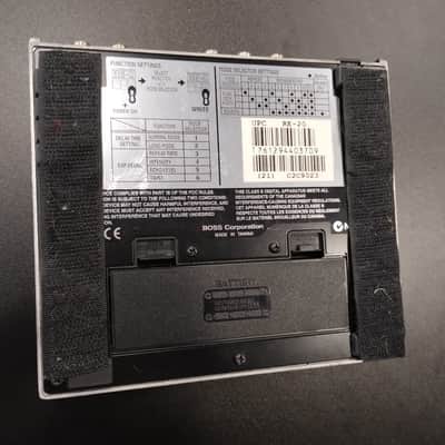 Boss RE-20 Space Echo image 2