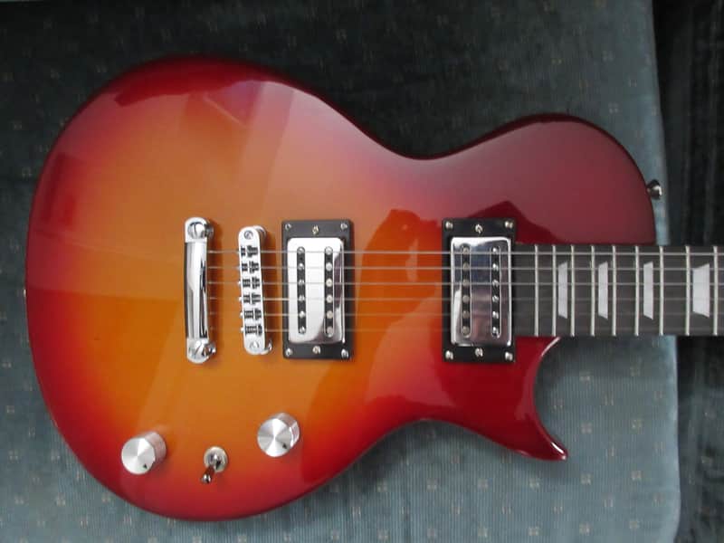 ~Cashified~ Les Paul Classic Style Guitar with Gig-Bag image 1