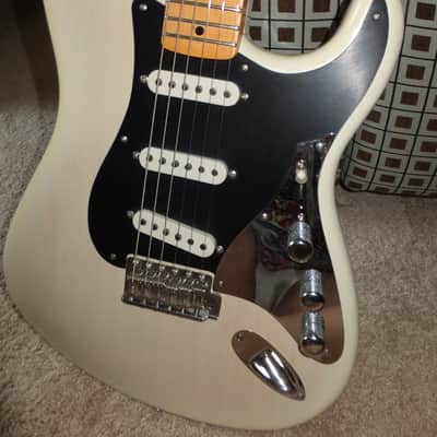 Fender George Fullerton Prototype Stratocaster 1 of 50 worldwide image 16
