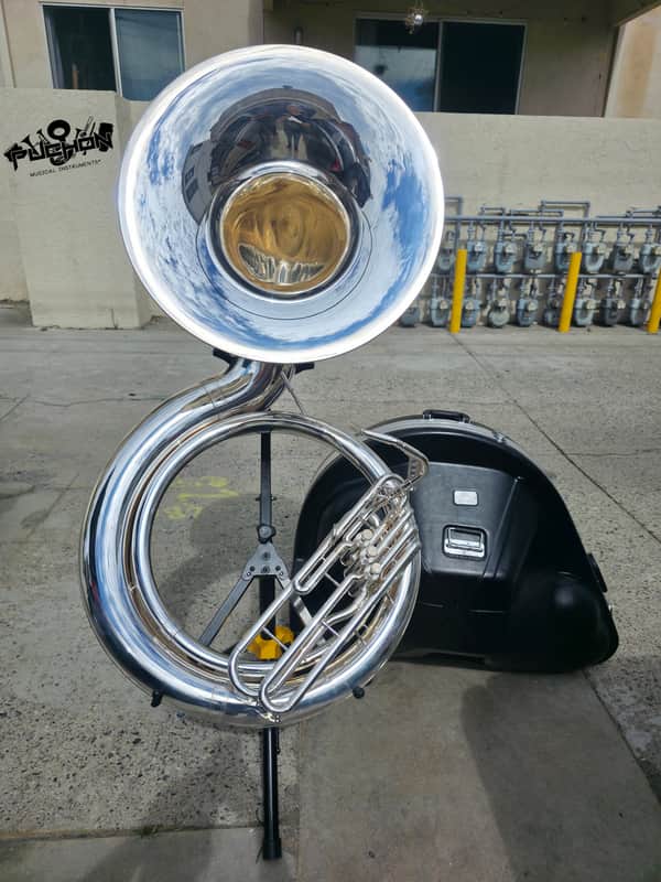 Eastman EPH495 Silver Bb Sousaphone - Professional image 1