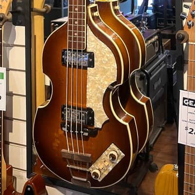 Hofner 500/1 Violin Bass 1966 - Sunburst w/Case image 1