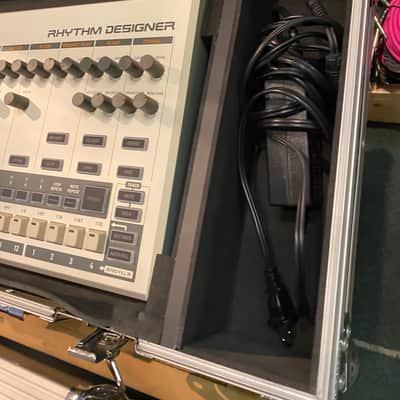 Behringer RD-9 Rhythm Designer (with NICE CASE) image 7
