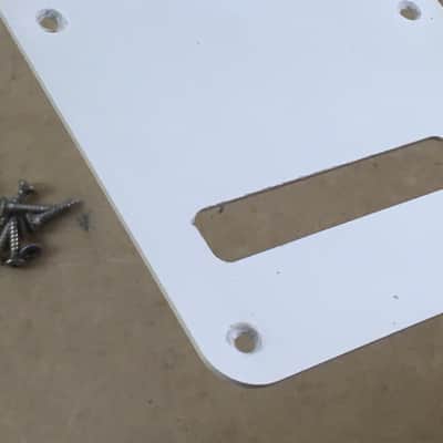 2002 Lefty Vintage Fender White Relic Tremolo Cover Standard Strat Back Plate 1 Ply Left Handed image 5