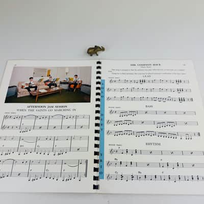 Fender Electric Guitar Course – Book Two 1966 image 3