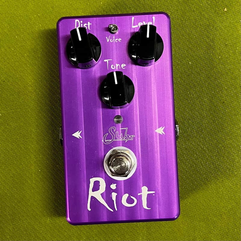 Suhr Riot