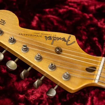 Fender Fender Custom Shop 70th Ltd Edition 1954 Stratocaster Journeyman Relic 2025 - sunburst image 5