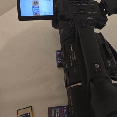 Sony NXCAM. model HXR-NX5P image 7