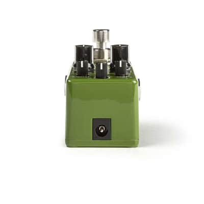 MXR M281 Thump Bass Guitar Preamp EQ Compact Mini Bass Effects Pedal image 4