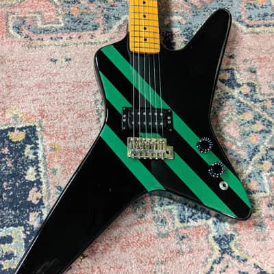 Kramer Voyager 1981 w/ Pre-Lawsuit Headstock and Original Hardshell Case image 1