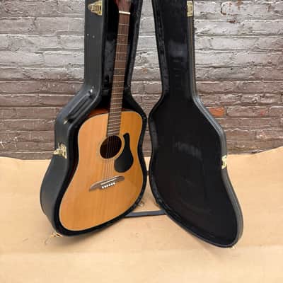 Alvarez RD8 Dreadnought Acoustic Guitar w/ Original Alvarez Hard Shell Case imagen 1