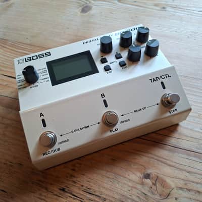 Boss DD-500 Digital Mega Delay Pedal with original box, excellent condition image 3