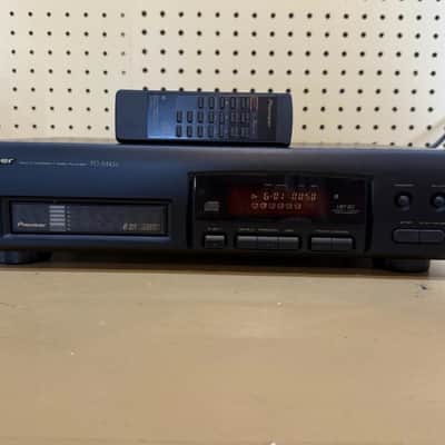 Pioneer PD-M403 Six-Disc CD Changer with Cartridge And Remote- TESTED & WORKING! image 3