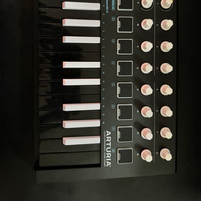 Arturia MiniLab MKIII 25-Key MIDI Controller 2022 - Present - Deep Black