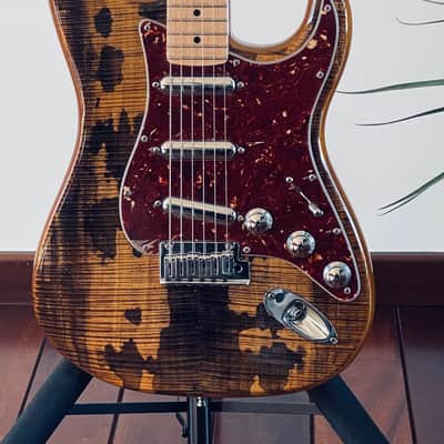 Fender Custom Shop Stratocaster Artisan - 2014 - Gloss Spalted Maple Top image 4