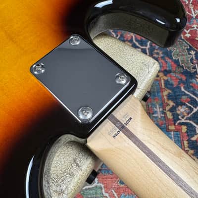 Fender J-Craft Collection Jazz Bass JB-STD 2010-2012 - 3 Tone Sunburst image 12