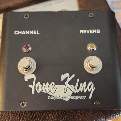 Tone King 2013 Metropolitan 40-Watt 1x12" Guitar Combo w/ Footswitch & Padded Cover image 19