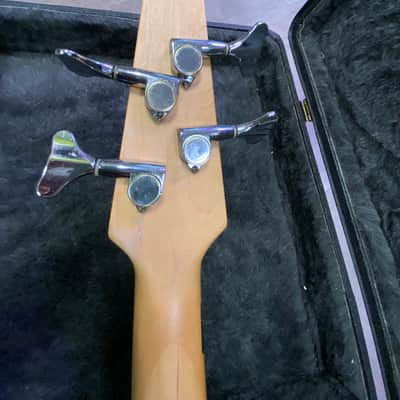 Dean DB-95 4-String Bass Green image 5