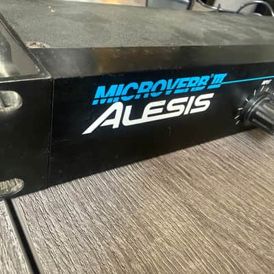 Alesis MicroVerb III 16-Bit Digital Reverb and Delay 1991 - 1996 - Black image 2
