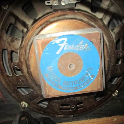 Fender Princeton 6G2 Brownface 12-Watt 1x10" Guitar Combo  1961 - 1963 - Brown- Original handle included image 6