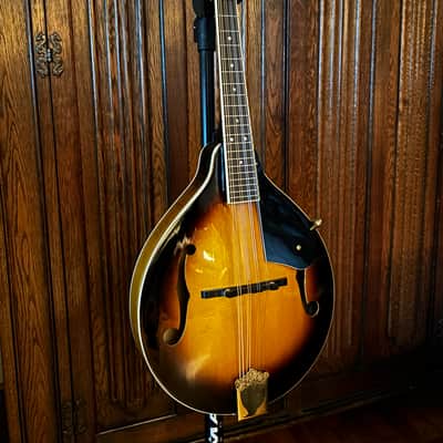 Mitchell  AM100VS Mandolin - MINT image 7