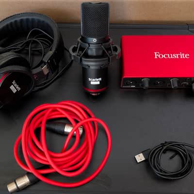 Focusrite Scarlett 2i2 Studio 3rd Gen USB Recording Bundle 2019 - Present - Red / Black image 1