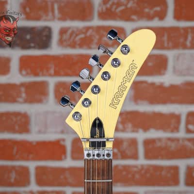 Kramer USA Pacer Deluxe White 1985 w/Hard Shell Case image 9