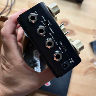 Strymon Flint Reverb and Tremolo V2 2022 - Present - Black image 3