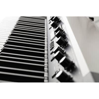 Korg SV-2SP 73-Key Vintage Stage Piano with Speakers (Creme) image 6